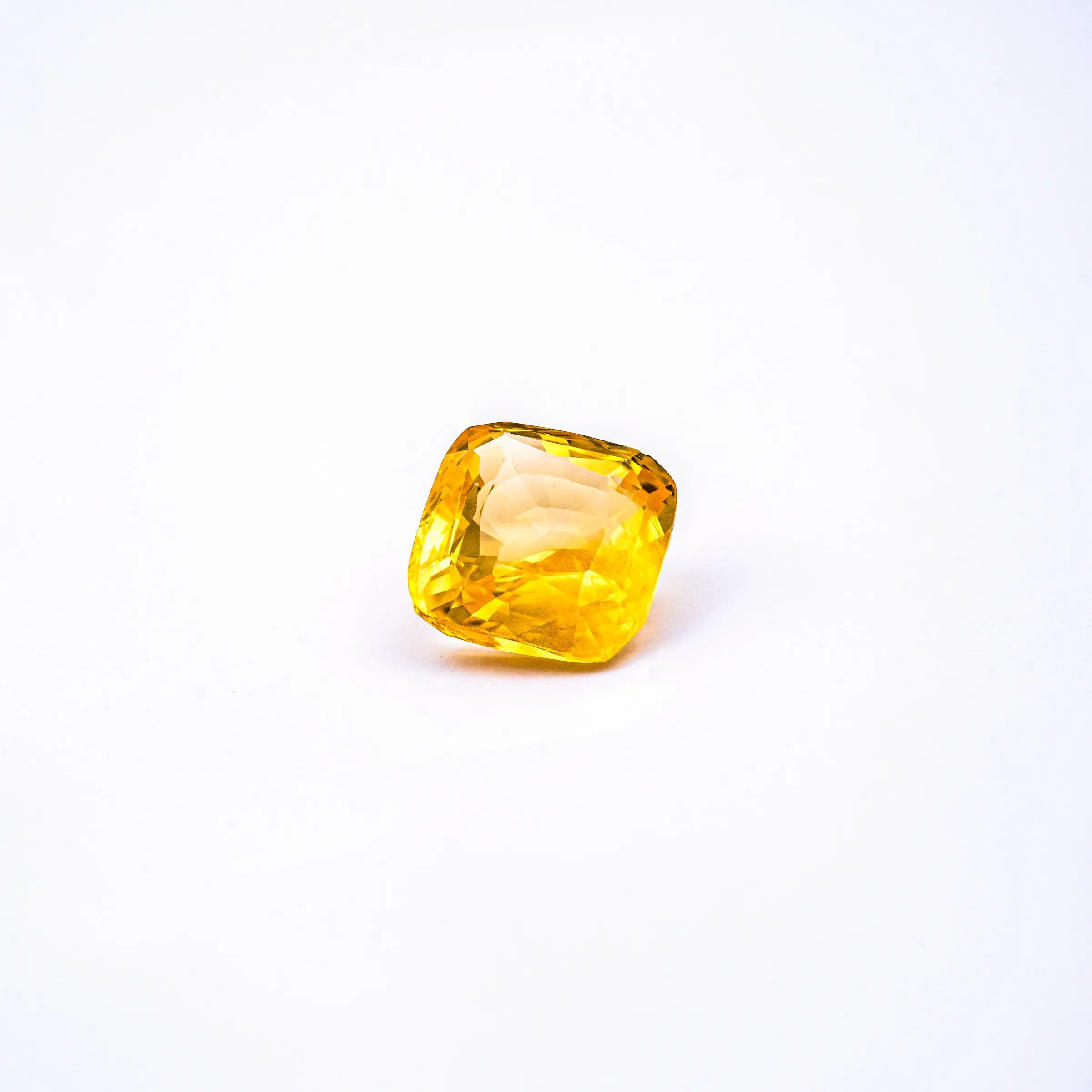 Product still, controlled light